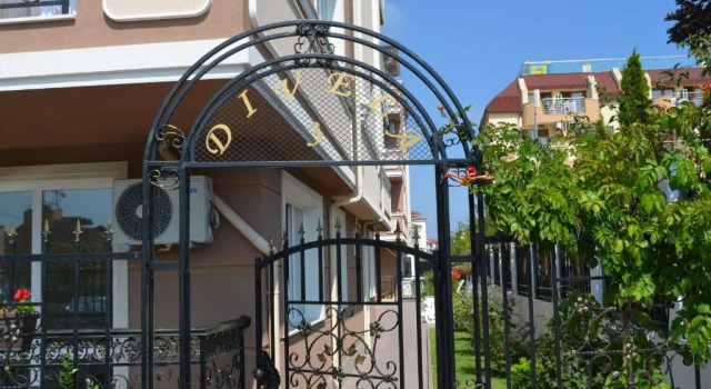 Апартаменты Divela 3 Apartments