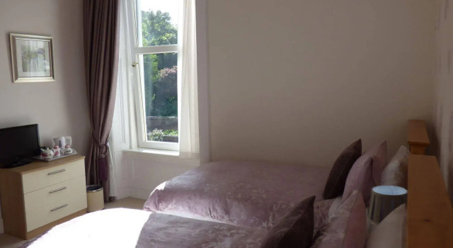 Douglas Park Guest House, Boek Pension Gastenverblijven in Strathclyde, Pension