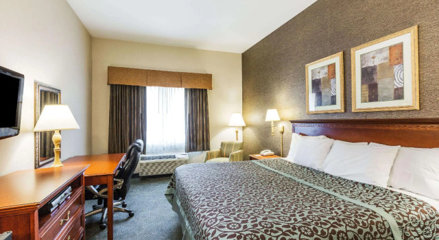 Номер Standard Days Inn by Wyndham Budd Lake