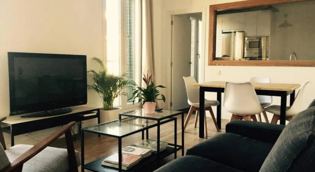 Апартаменты Charming and bright apartment