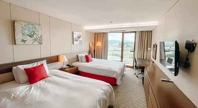 Номер Superior Ramada by Wyndham Jeju Hamdeok