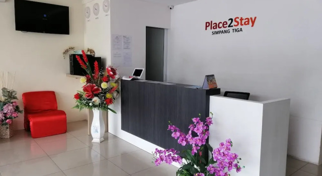 Place2Stay @ Simpang Tiga, Rezerwuj Hotel Hotele w Sarawak z parkingiem, Parking
