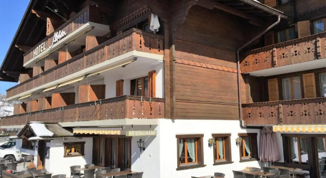 Hotel Alphorn, Забронировать Отель Занен 