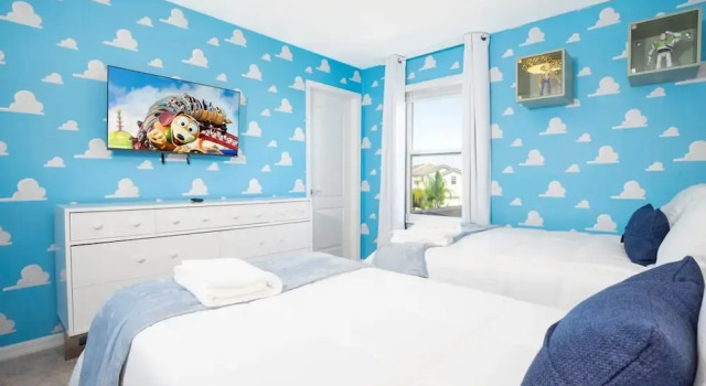 7316 Luxury Home 5BD Near Disney