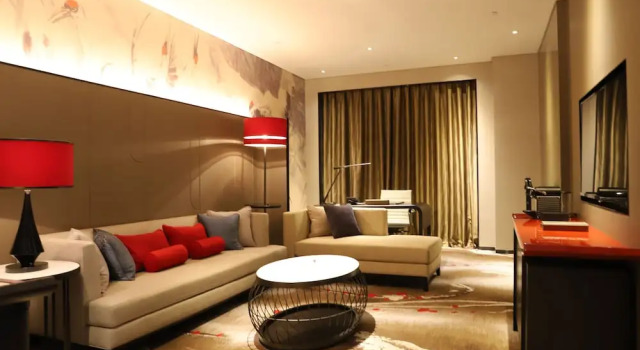 Полулюкс Wanda Realm Qiqihar