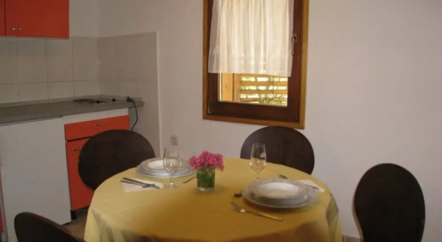 Simplistic Apartment in Jezera With Garden