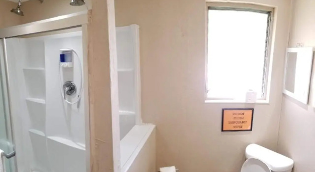 Люкс Superior INN LEATHER GUEST HOUSE-GAY MALE ONLY