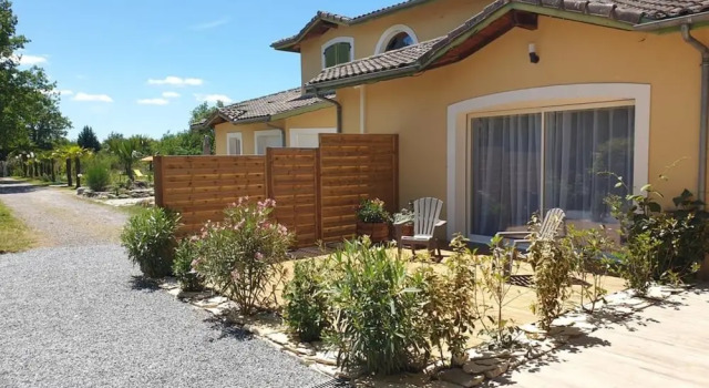 Suite up to 3 people with pool and terrace