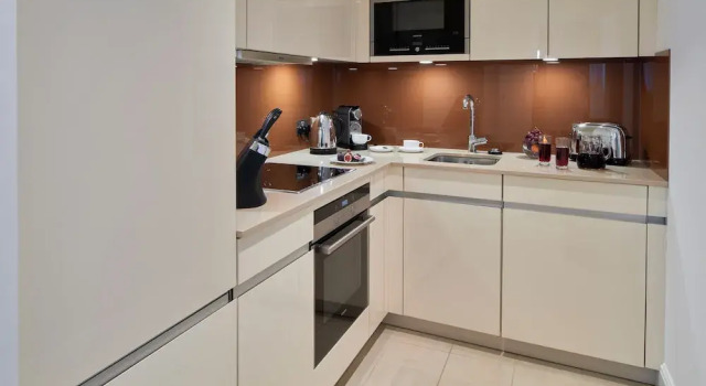 Апартаменты Luxury Cheval Calico House