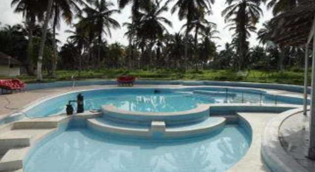 Azito Palace, Prenota Hotel Hotel a Abidjan con piscina, Piscina
