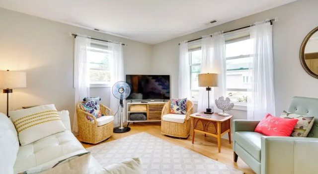 Charming and Updated Villas Home with Backyard, Buchen Sie Ferienhaus Villas New Jersey