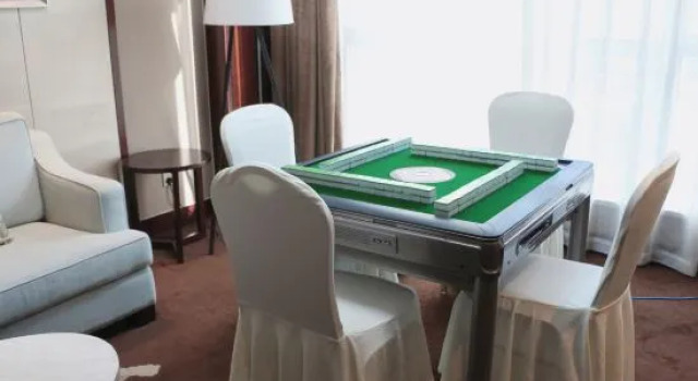 Люкс Deluxe Wyndham Garden Changzhou Zhonglou