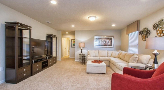 6 Bed House W/pool &spa In Windsor Westside 3708ww 6 Bedroom Home