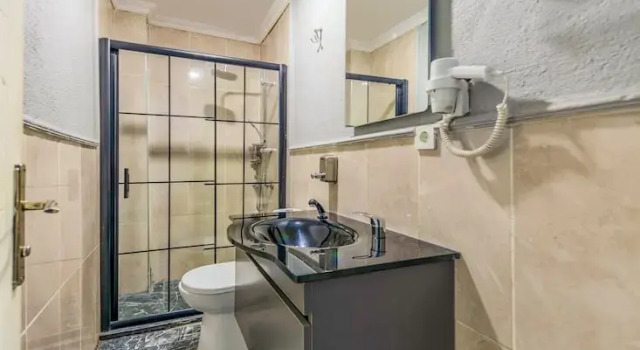 Standaard Familie kamer met balkon La Pera Suites