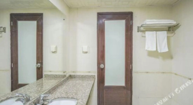 OYO Panzhihua Yida Hotel