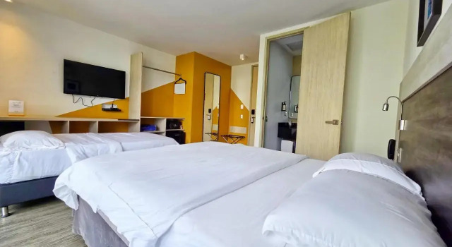 Aparta Suites Park 85
