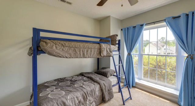 Коттедж с 4 комнатами Swansboro Vacation Rental, 4 Mi to Hammocks Beach!