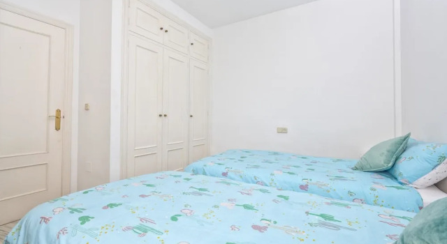 Beatriz - Amazing House in 1 min Walk to the Beach, Sea Views, Wifi