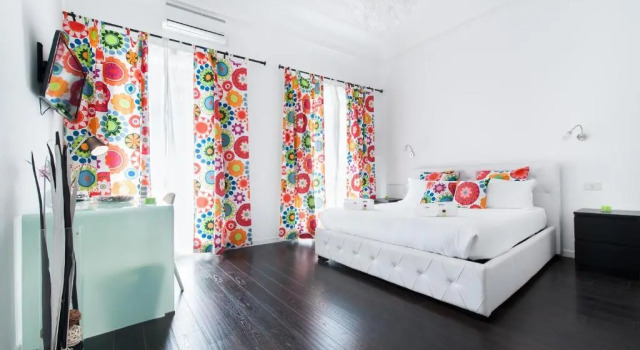 Standard Doppel Zimmer mit Balkon und mit Blick White
