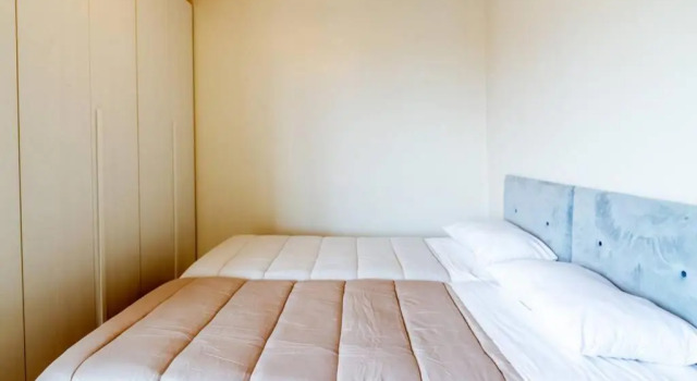 Home la Quiete. Two Bedrooms, 250m From the Beach