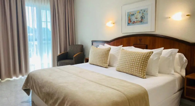 Nuevo Astur, Rezerwuj Hotel  