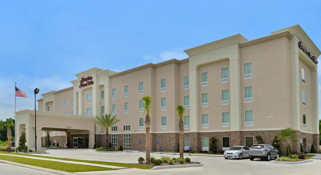 Люкс Hampton Inn & Suites Harvey New Orleans Westbank