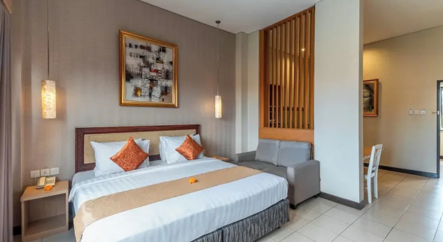 Люкс Svarna Suites Seminyak