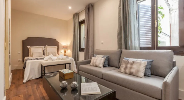Green - Apartments Catedral, Забронировать Апартаменты/квартира Отели Севильи с парковкой, рядом с Monumento a Don Juan Tenorio, Парковка