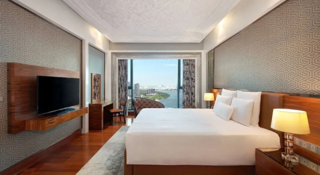 Номер Premier The Reverie Saigon Residential Suites