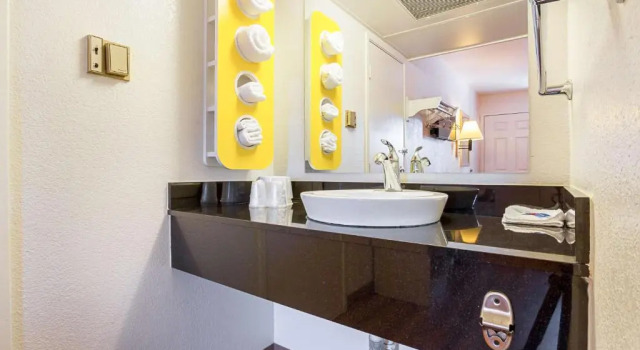 Двухместный номер Standard Motel 6 Mesa North