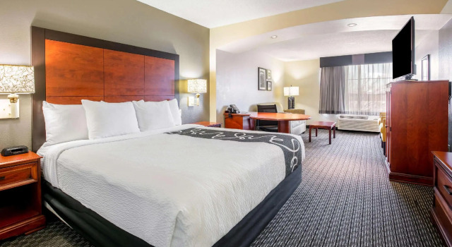Двухместный номер Deluxe La Quinta by Wyndham DFW Airport South / Irving