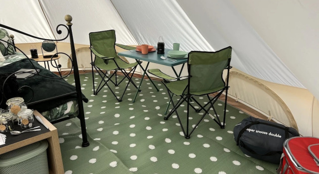 Crooked Oaks Bell Tent Glamping in North Devon, Reserva ahora Camping Camping y glamping en Devon, Camping