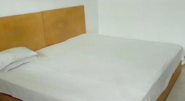 Qufu Baotai Hotel, Prenota Hotel Hotel a Shandong con parcheggio, Parcheggio