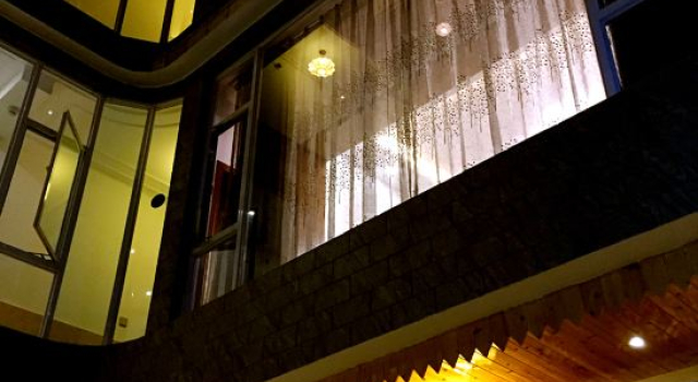 Dongli Yashe Inn, Prenota Hotel Hotel a Nanzhao con parcheggio, Parcheggio
