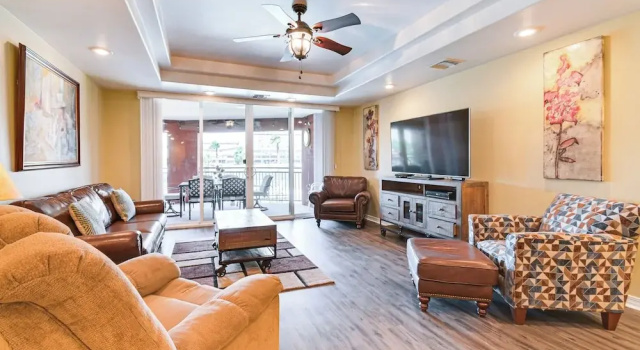 Riverfront Bullhead City Condo Near Casinos!