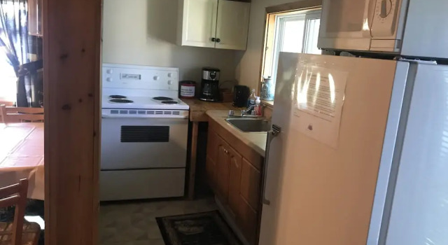Коттедж Longmuir's Hidden Cove Cottage Resort