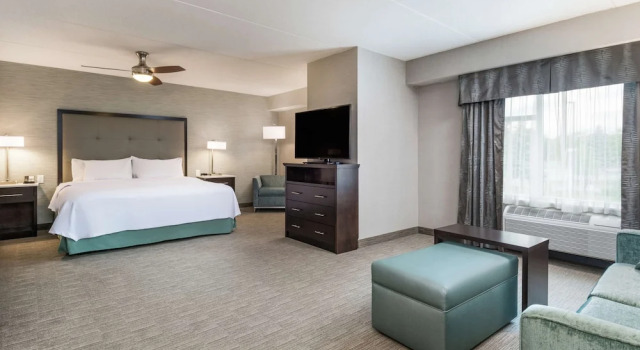 Двухместная студия Homewood Suites By Hilton Ottawa Airport