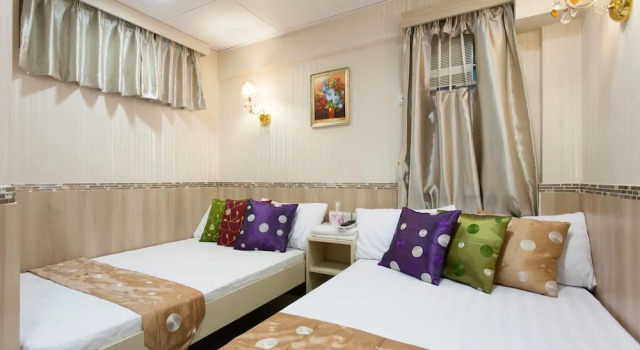 Четырёхместный номер Standard Vincent Hill Guesthouse