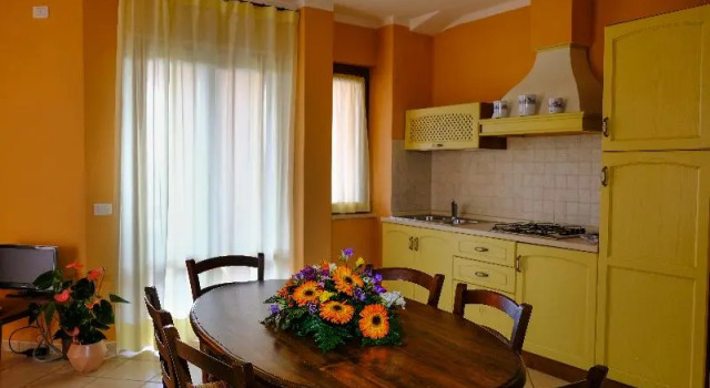 Четырёхместные апартаменты с 2 комнатами с балконом Residence Terme Di Sorano