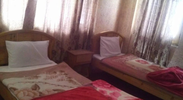 Hotel Al Hayat Murree, Rezerwuj Hotel Hotele w Punjab Region z parkingiem, Parking