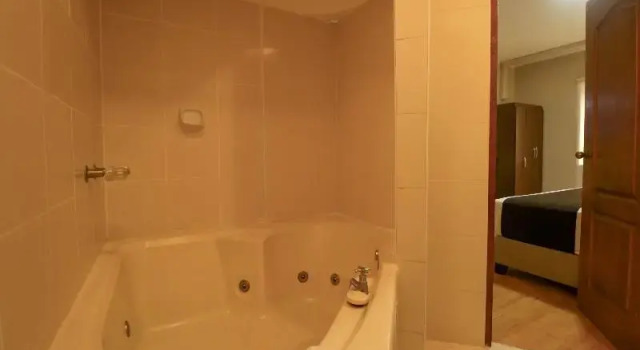 Полулюкс Deluxe Epiqus Hotel