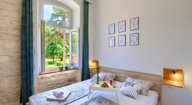 Apartment Henna 2 Pula, Забронировать Апартаменты/квартира Пула Pula Riviera, рядом с Pula Twin Gates