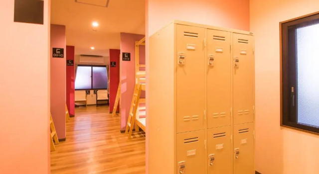 Кровать в общем номере (женский номер) BEPPU ROJIURA stay&sauna