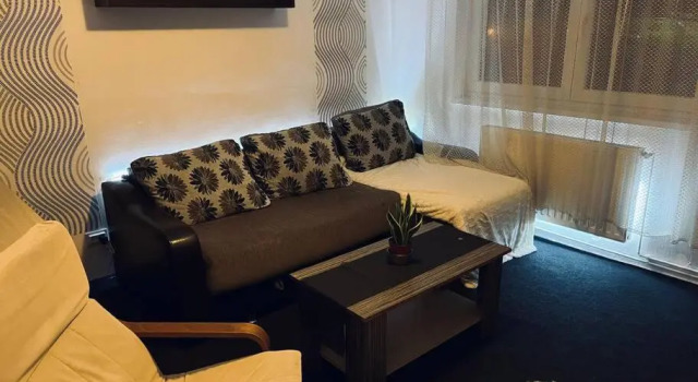Nairo Studio Tudor, Varaa Hotelli Târgu-Mureş 