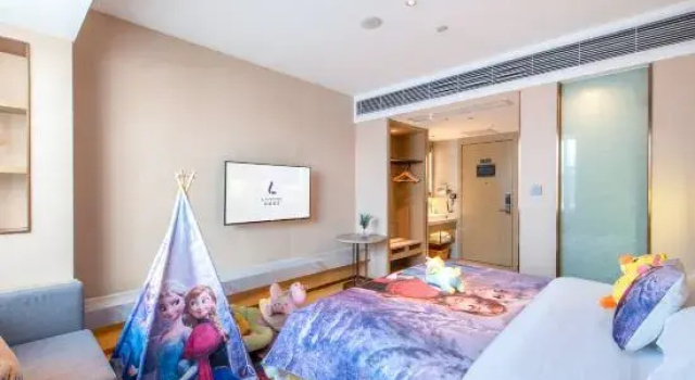 Тент Lavande Hotel (Zhongshan Shiqi Daxin Xinduhui,North of Zhongshan Railway Station)