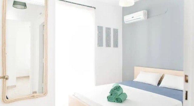 Amazing 2-bedroom Apartment Close to all Amenities, Prenota Appartamento Hotel a Peloponneso con parcheggio, Parcheggio