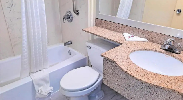 Четырёхместный номер Standard Suites Catonsville MD Baltimore West