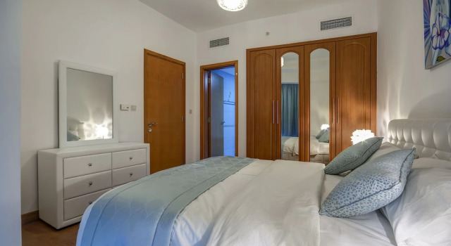 Апартаменты The Waves by Deluxe Holiday Homes
