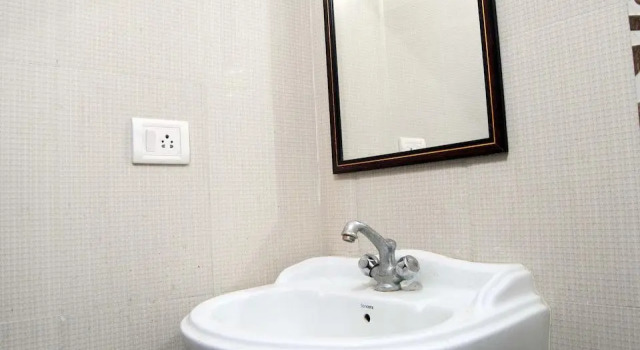 Hotel Cheten Link II, Забронировать Отель Отели Нью-Дели с завтраком, Завтраки