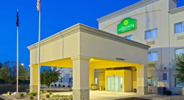 Quality Inn & Suites East